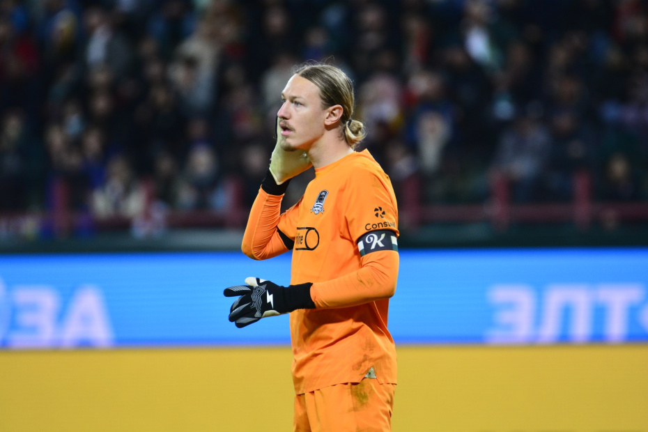 Матвей Сафонов