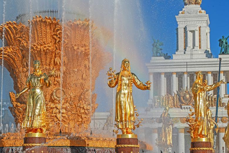 Фонтан «Дружба народов» на ВДНХ