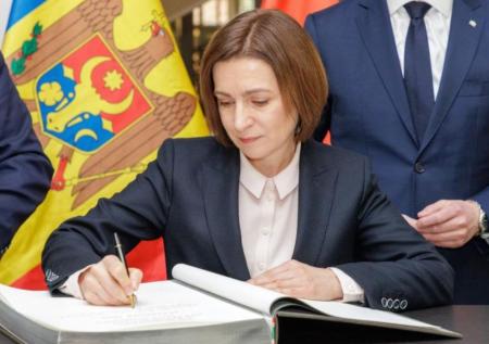 В Молдавии объяснили, почему Санду без страха разрушает страну