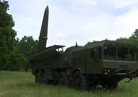 Удар российского «Искандера» по объекту ВСУ попал на видео