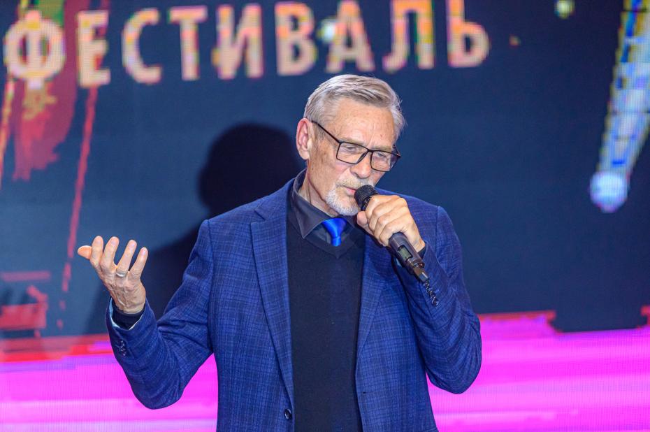 Александр Михайлов