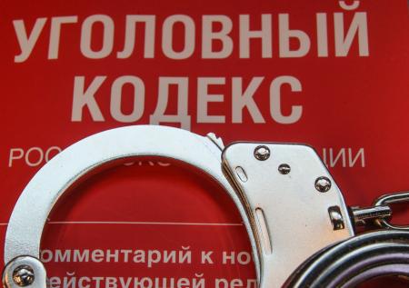 Взрослый мужчина ударил локтем по голове 10-летнего обидчика его дочери