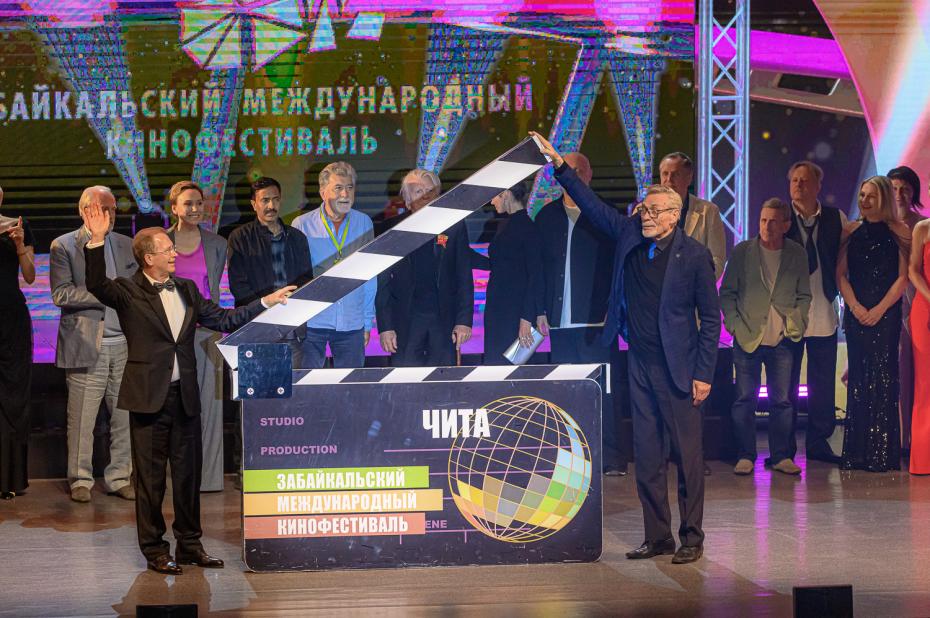 Церемония открытия кинофестиваля