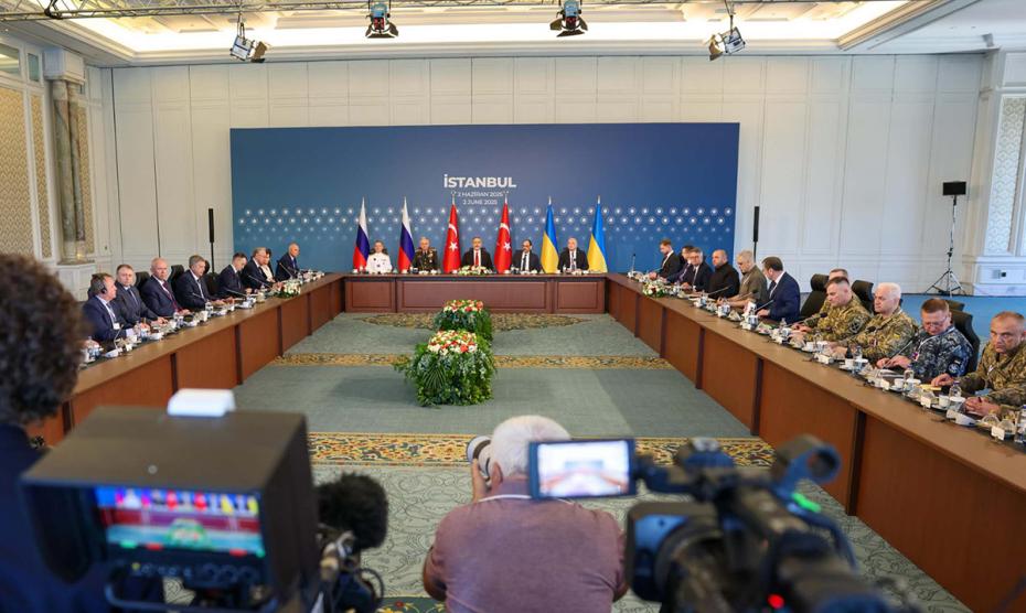 Переговоры российской и украинской делегаций в Стамбуле