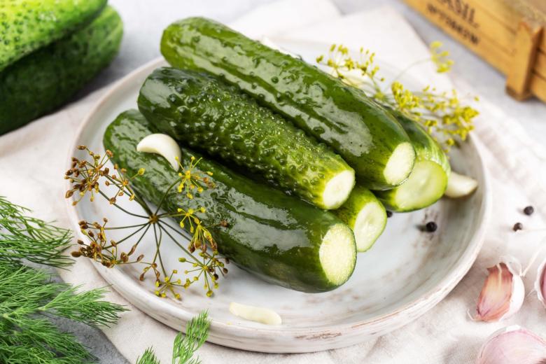 Хруст на всю кухню: малосольные огурцы по шагам с фото и лайфхаками