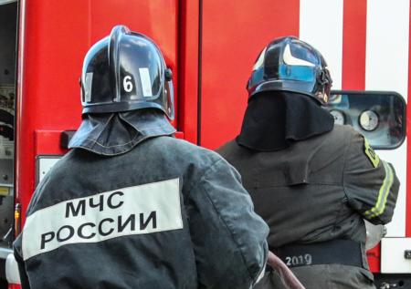Мощный пожар на Канавинском рынке в Нижнем Новгороде попал на видео