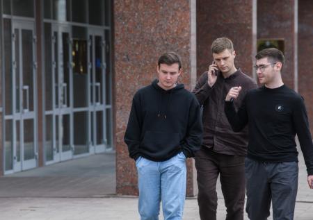 Журналист оказался под следствием после передачи денег родственнику