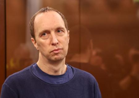 Напавший на полицейского в Москве американец сбежал из психлечебницы