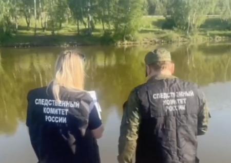 Тело новорожденной нашли на берегу озера в пакете
