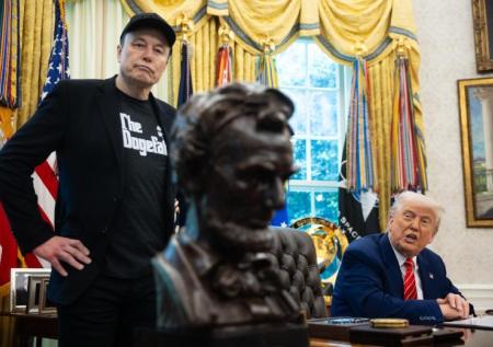 Стало известно о попытках Белого дома помирить Трампа и Маска