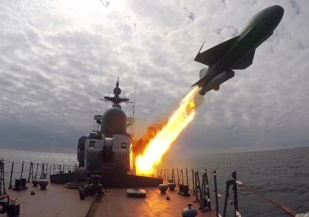 «Запахло войной»: депутат о завершении моратория РФ на развертывание ракет