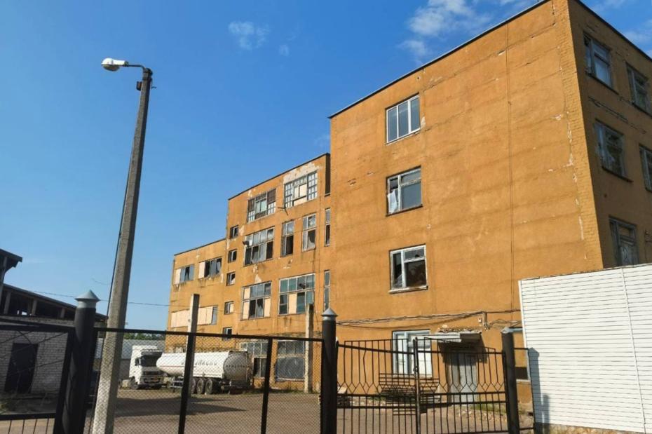 Последствия удара ВСУ по городу Рыльску в Курской области