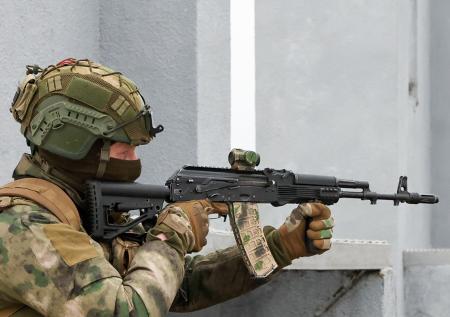 Прапорщик ВС РФ спас сослуживца, вытащив его из-под минометного огня