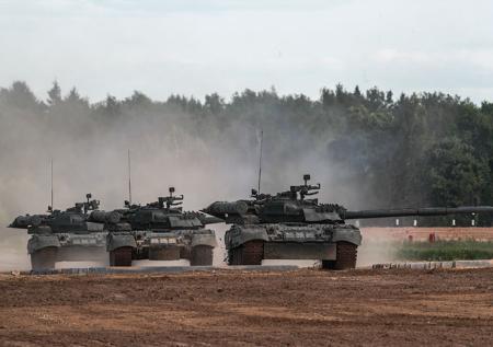 Раскрыт необычный маневр танковых подразделений ВС России в зоне СВО