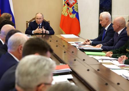Путин потребовал усилить стратегически важный для России род войск