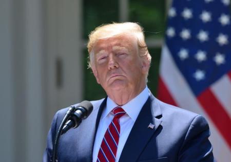 Губернатор Калифорнии подал иск против решения Трампа