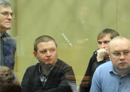 Угрожали убить, отняли бизнес: что за коммерсант судится с бандой Цапков