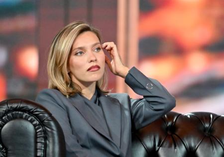 Молчание об СВО, родня в Одессе, гражданство РФ: как живет Регина Тодоренко