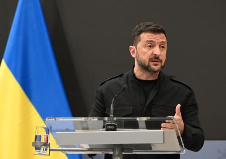 Зеленский назвал имя способного остановить СВО человека