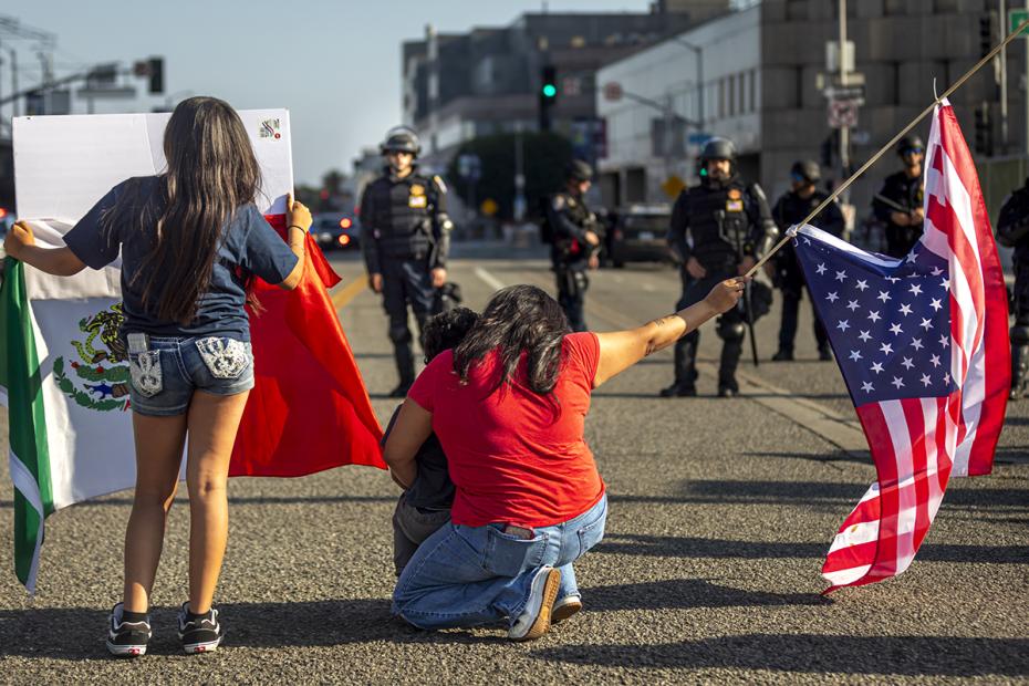 В США продолжаются беспорядки против задержаний нелегальных мигрантов