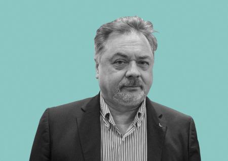 Ненависть к отцу, побег в армию, помощь СВО: как живет актер Андрей Леонов