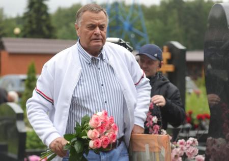 Отец Фриске вспомнил, какие свои песни больше всего любила певица