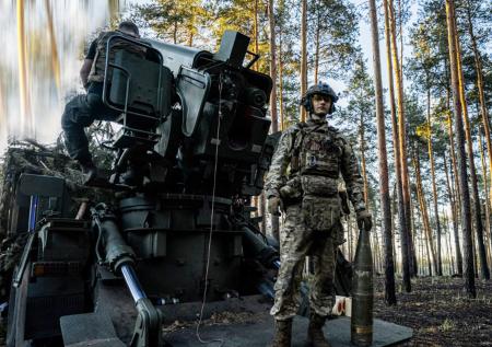 Жительница Донецка с ребенком на руках чудом выжила при ракетной атаке ВСУ