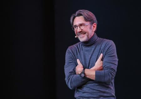 Лидер «Ленинграда» вернулся к бывшей жене
