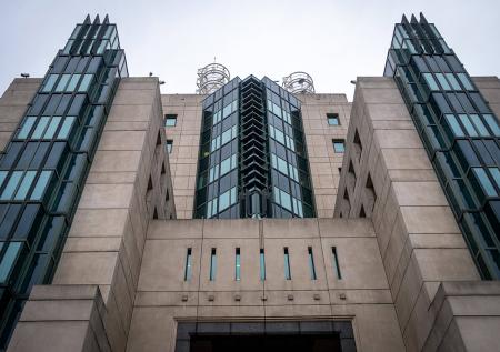 Политолог раскрыл происхождение новой главы MI6 Метревели