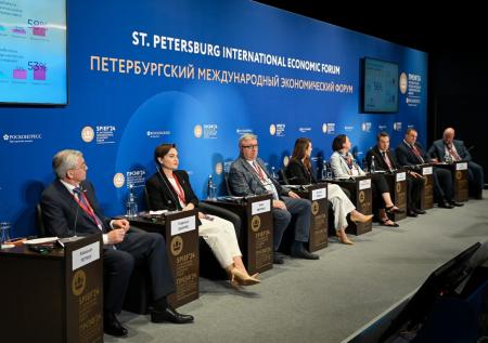 Форум «Лекарственная безопасность» откроет ПМЭФ-2025 стратегической сессией
