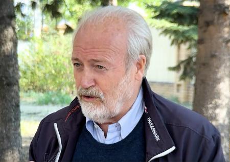 «Ее личная драма»: Хотиненко об отъезде Хаматовой из России