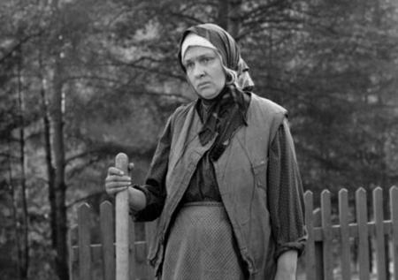 Умерла баба Шура из «Любовь и голуби»: какой была Тенякова, вдова Юрского