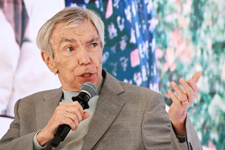 Юрий Николаев