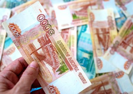 Военный пенсионер уехал из России в США и получал «северные» выплаты