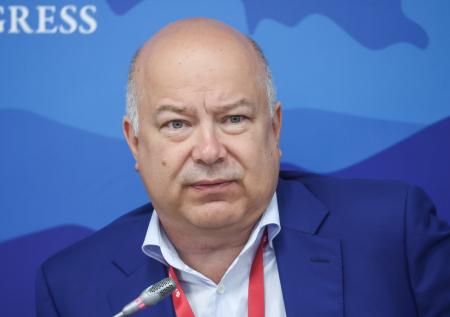 Глава ВЦИОМа рассказал, верят ли россияне в семью
