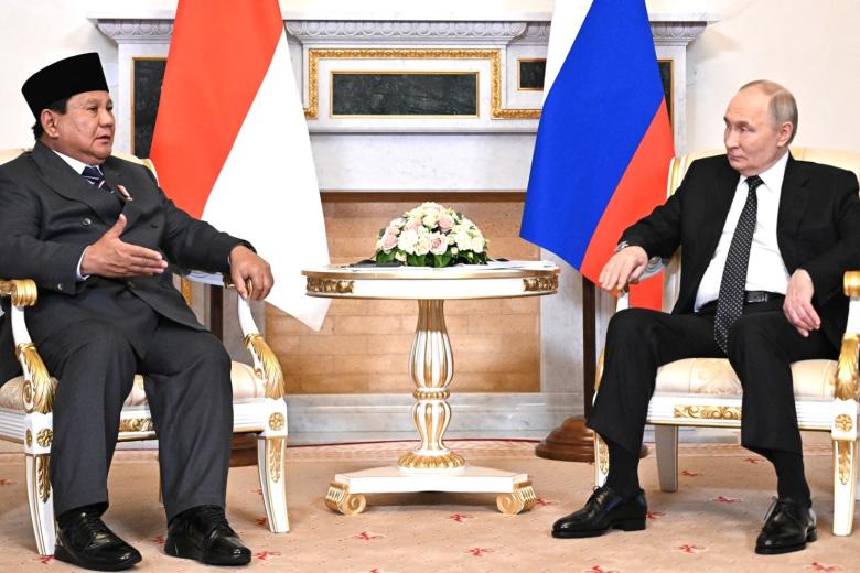 Владимир Путин и Прабово Субианто