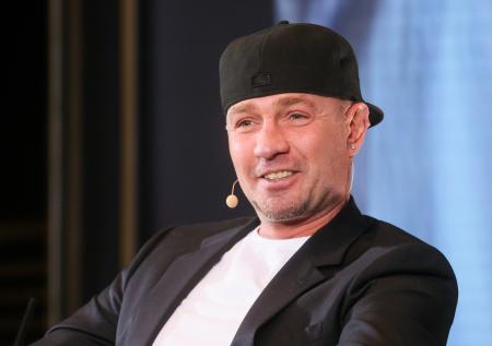 «Абсурдное решение»: Костомаров осудил недопуск танцевальных пар на ОИ