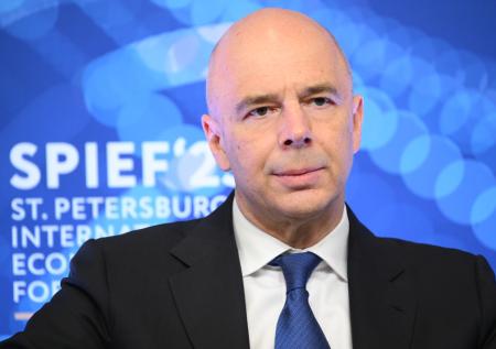 Кабмин обсудит корректировку отсечки по цене нефти