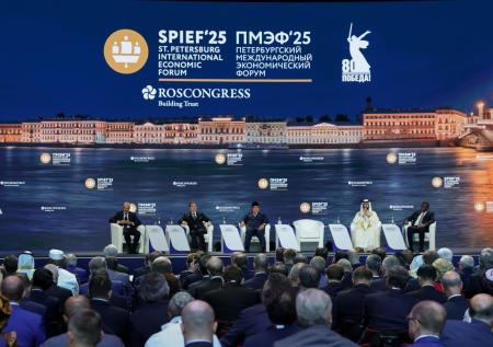 Путин сообщил о рекорде России в снижении бедности