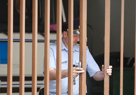 Житель Мурманской области получил 18 лет тюрьмы за насилие над падчерицей