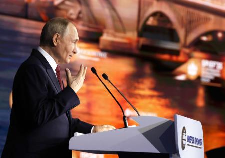 Путин пообещал продолжить сотрудничество России с ОПЕК