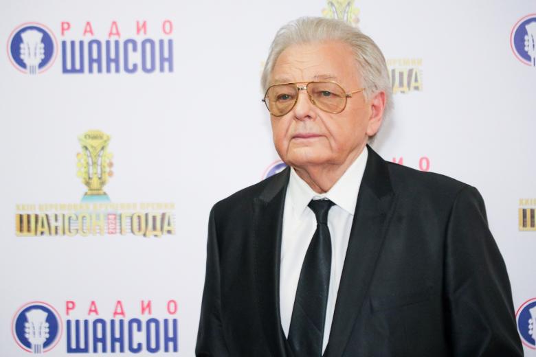 Юрий Антонов