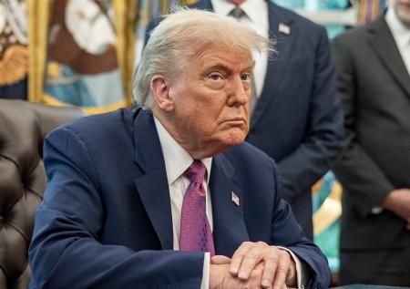 «Он правда это сказал?»: Трамп возмутился из-за слов Медведева об Иране