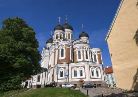 Эстония отшлифовала закон о православной церкви после давления президента