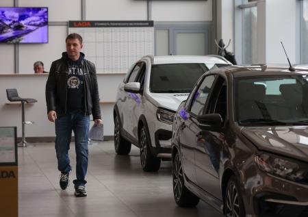 Автомобиль дешевле свинины: где купить новый седан за 500 тысяч рублей