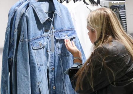 Красный Крест уличили в перепродаже пожертвованных вещей в секонд-хенды