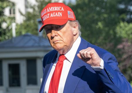 «Недоволен»: Израиль и Иран вывели Трампа из себя всего за несколько часов