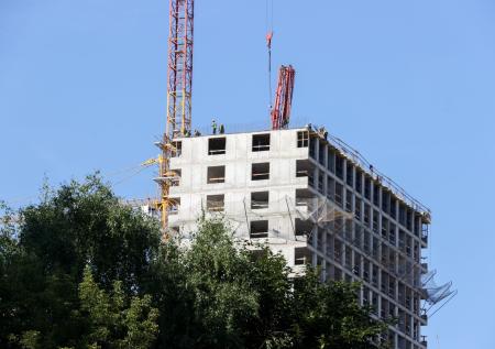 В Госдуме ответили, как помочь молодым семьям купить жилье
