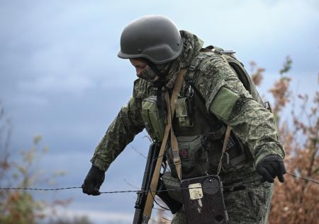 Российский боец смог починить важную линию связи под яростным огнем ВСУ