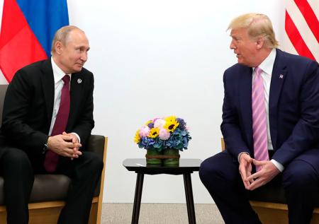 Трамп хочет обсудить с Путиным Украину